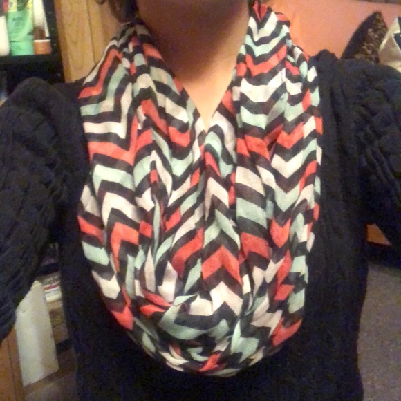 Infinity Scarf - Picture 3 of 7